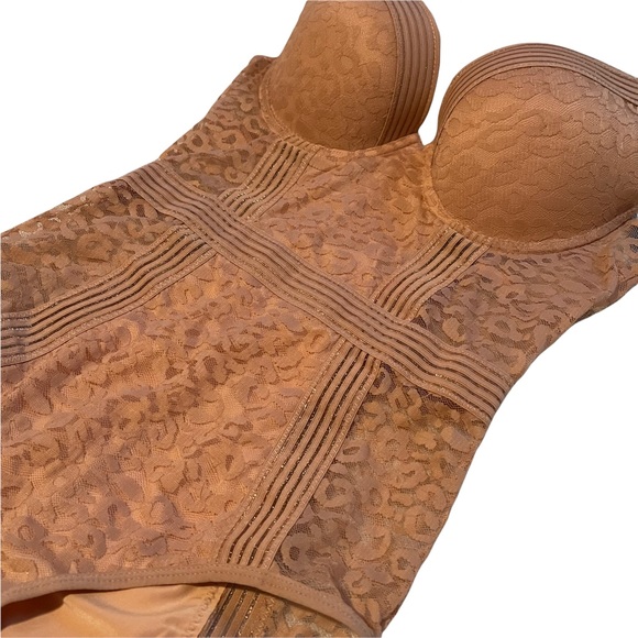 French Affair Push Up Bodysuit. - Picture 6 of 12